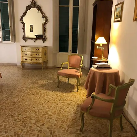 Hostel Alex