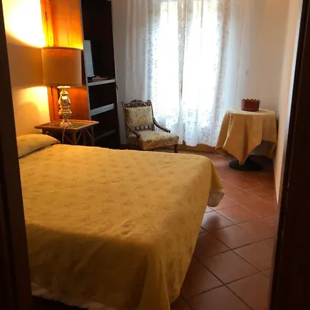 Hostel Alex *